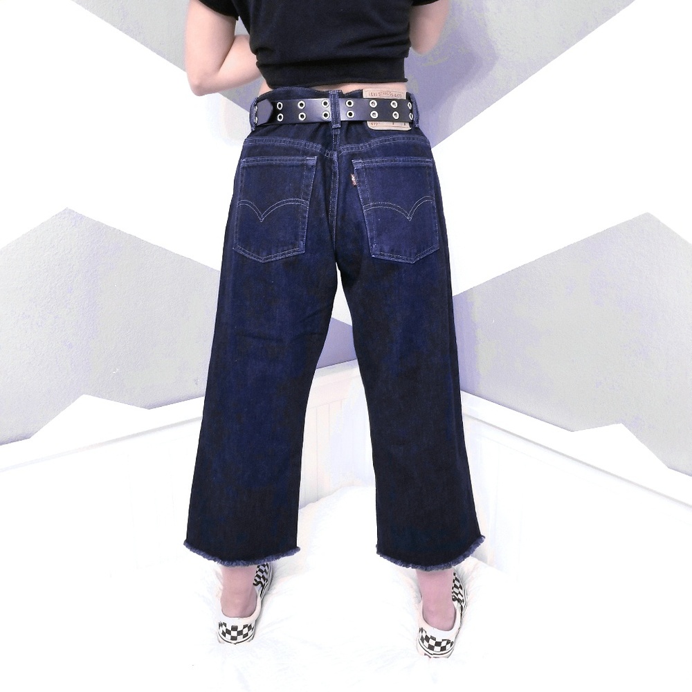 Vintage Levi's 577 cropped wide leg raw hem Retro - Picture 3 of 8
